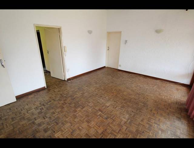 5 BEDROOM HOUSE SOLD IN SCOTTSVILLE